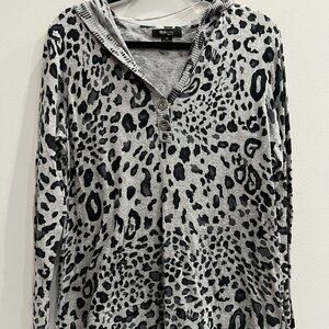 Hooded STYLE & CO Light Weight, LEOPARD Print Sweater - Size 1X